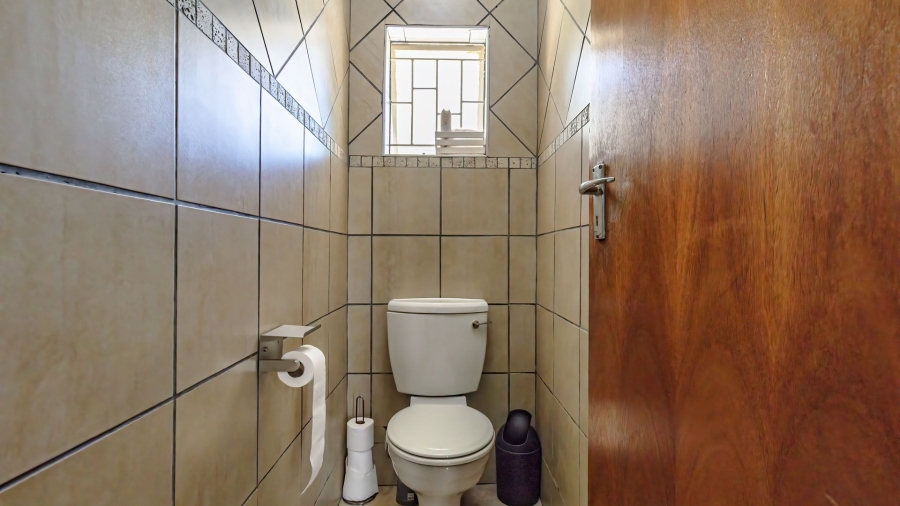 4 Bedroom Property for Sale in Bodorp North West